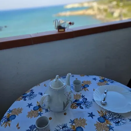 Tuppo Delle Pile Seaview *