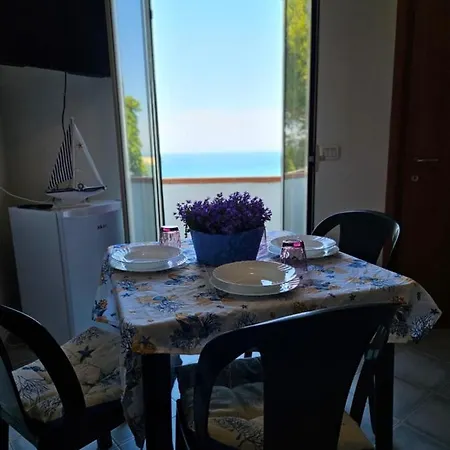 Tuppo Delle Pile Seaview *